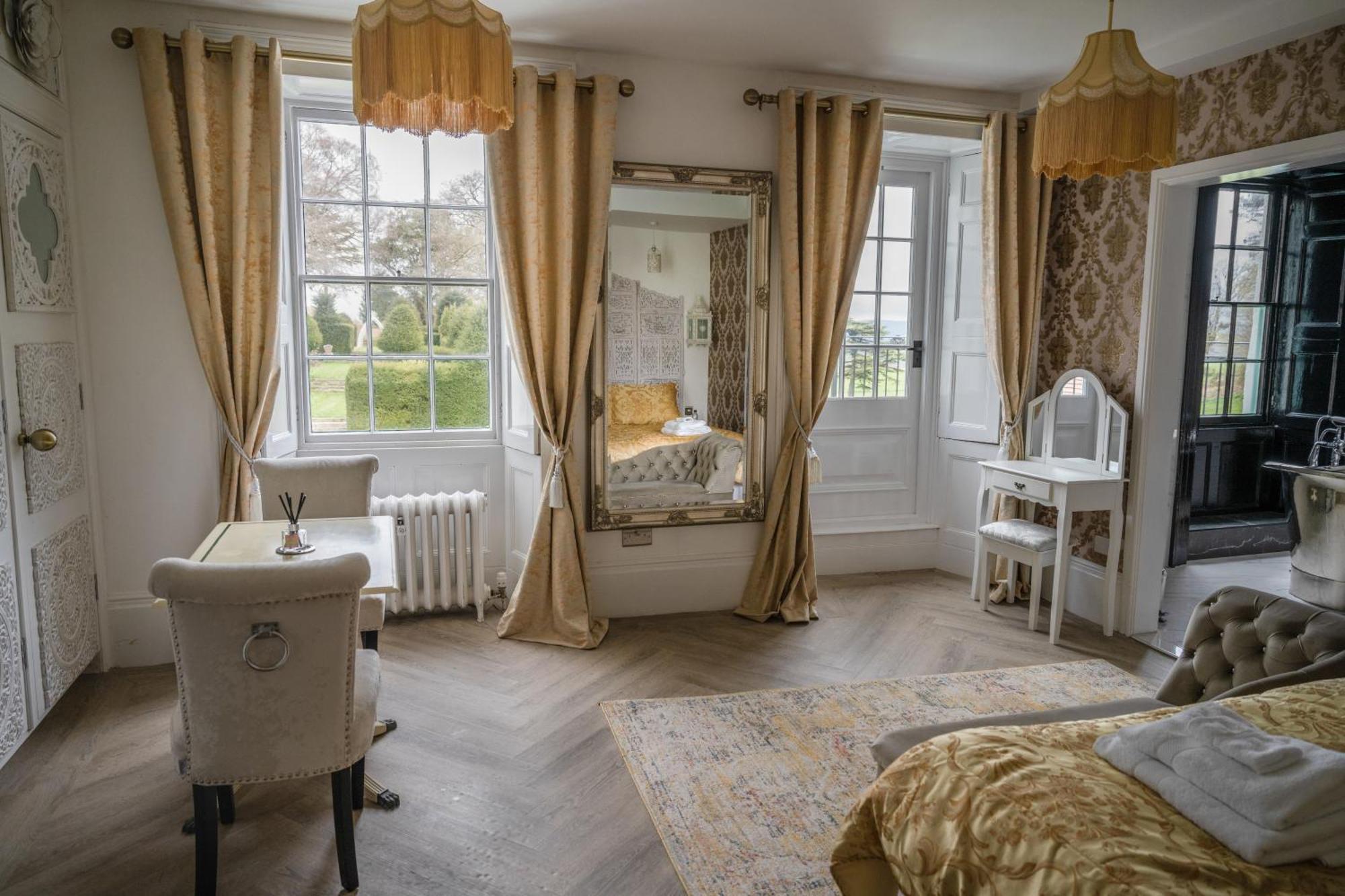 Croydon Hall Minehead Room photo